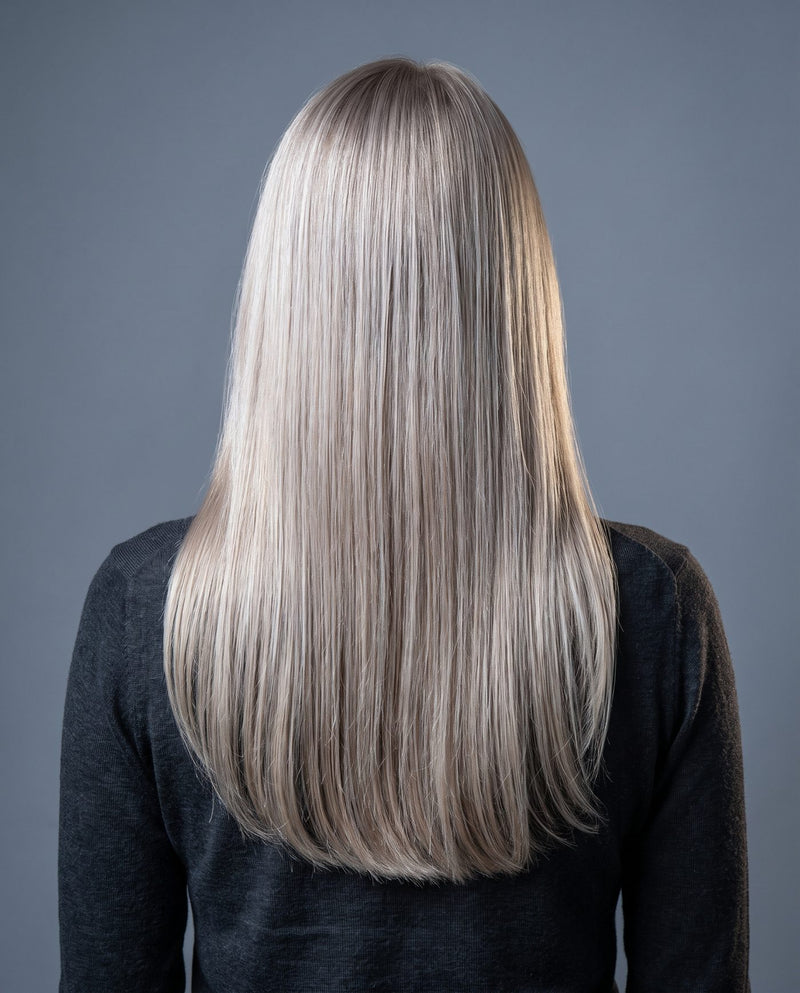 Blond ztrácí jas, po